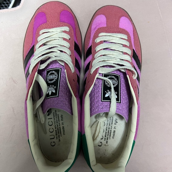 Gucci Women's Pink and Purple Sneakers